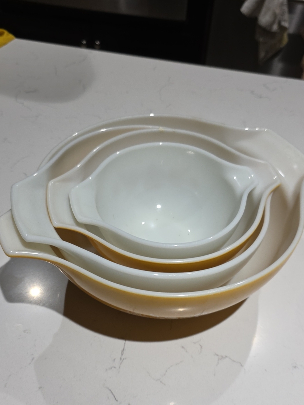 Pyrex Vtg Butterfly Gold Cinderella Nesting Mixing Bowls 4 Set -
